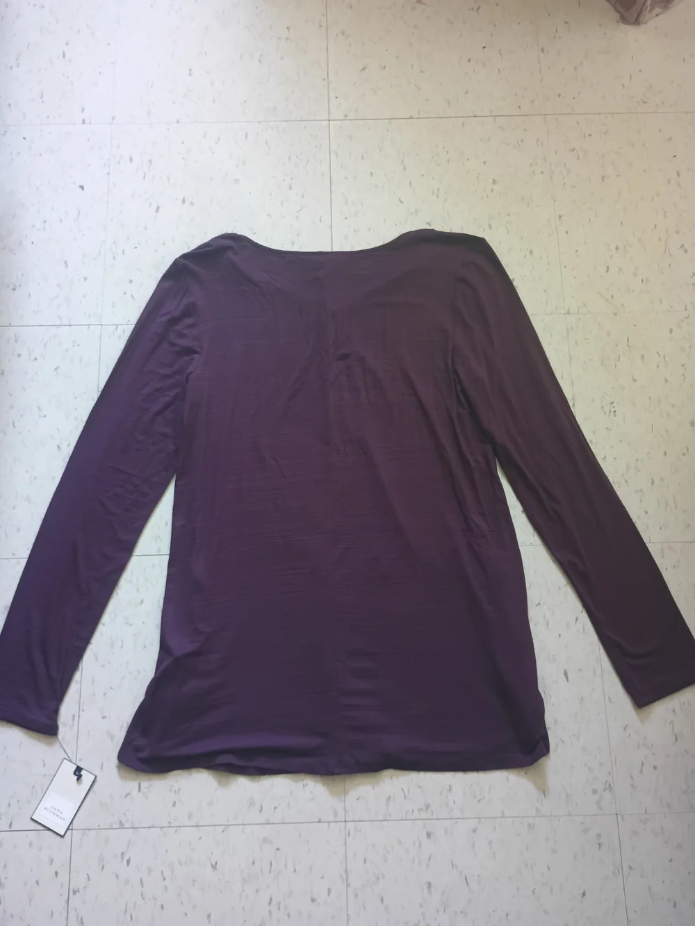 Dana Buchman Long Sleeve V-Neck Top